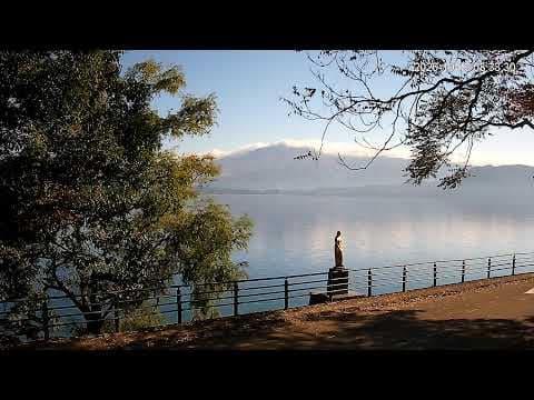 辰子像（田澤湖）