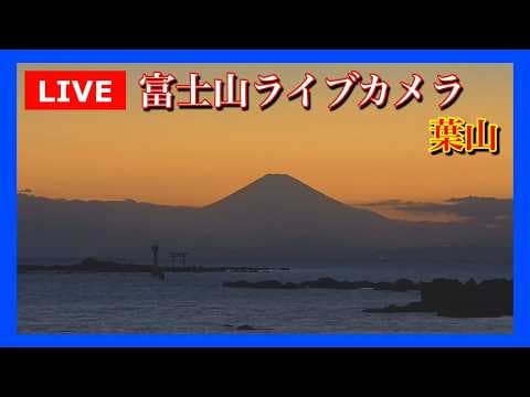 菜島の鳥居（富士山）