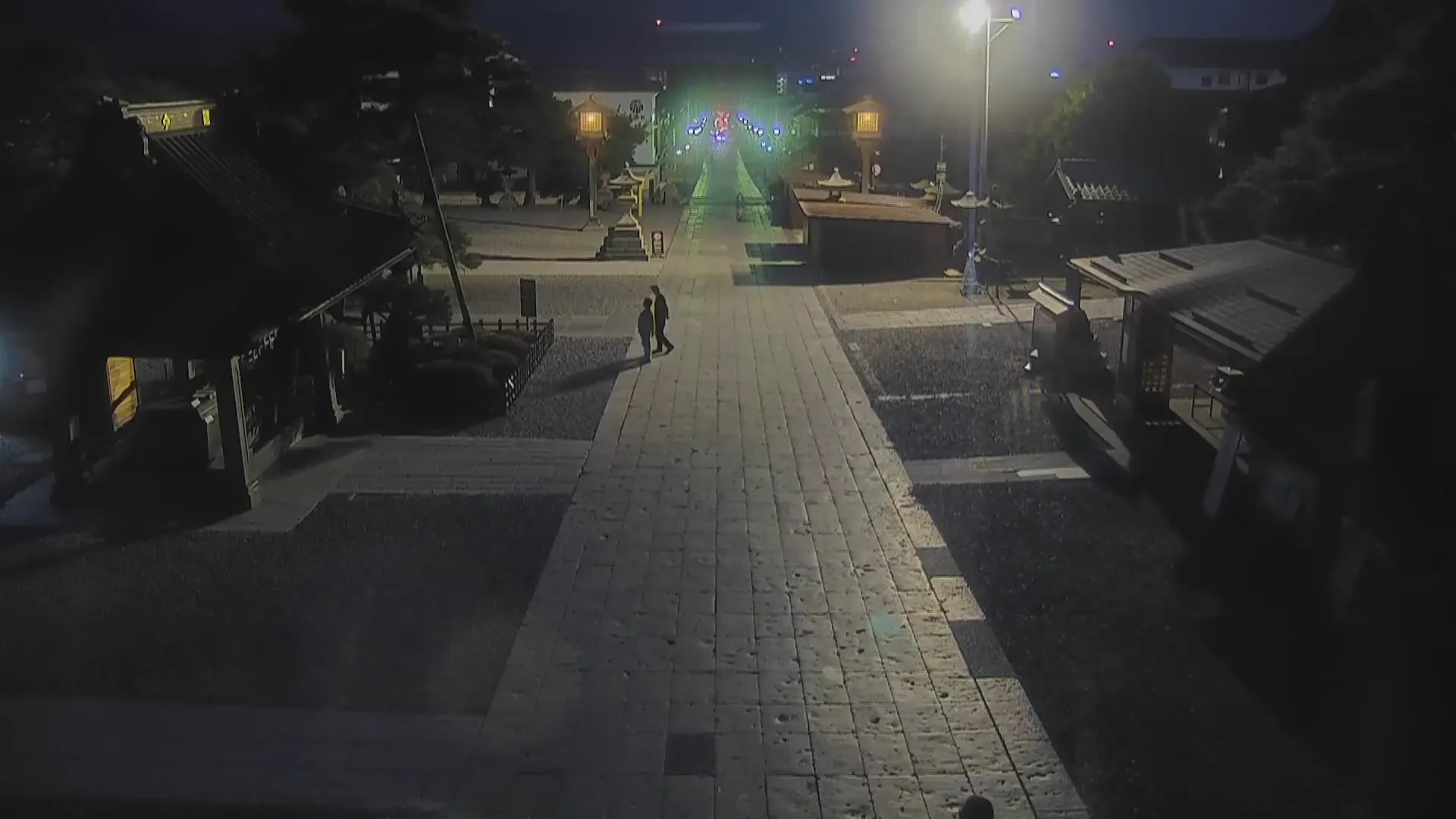 善光寺 即時影像 - 2026-04-14 18:45