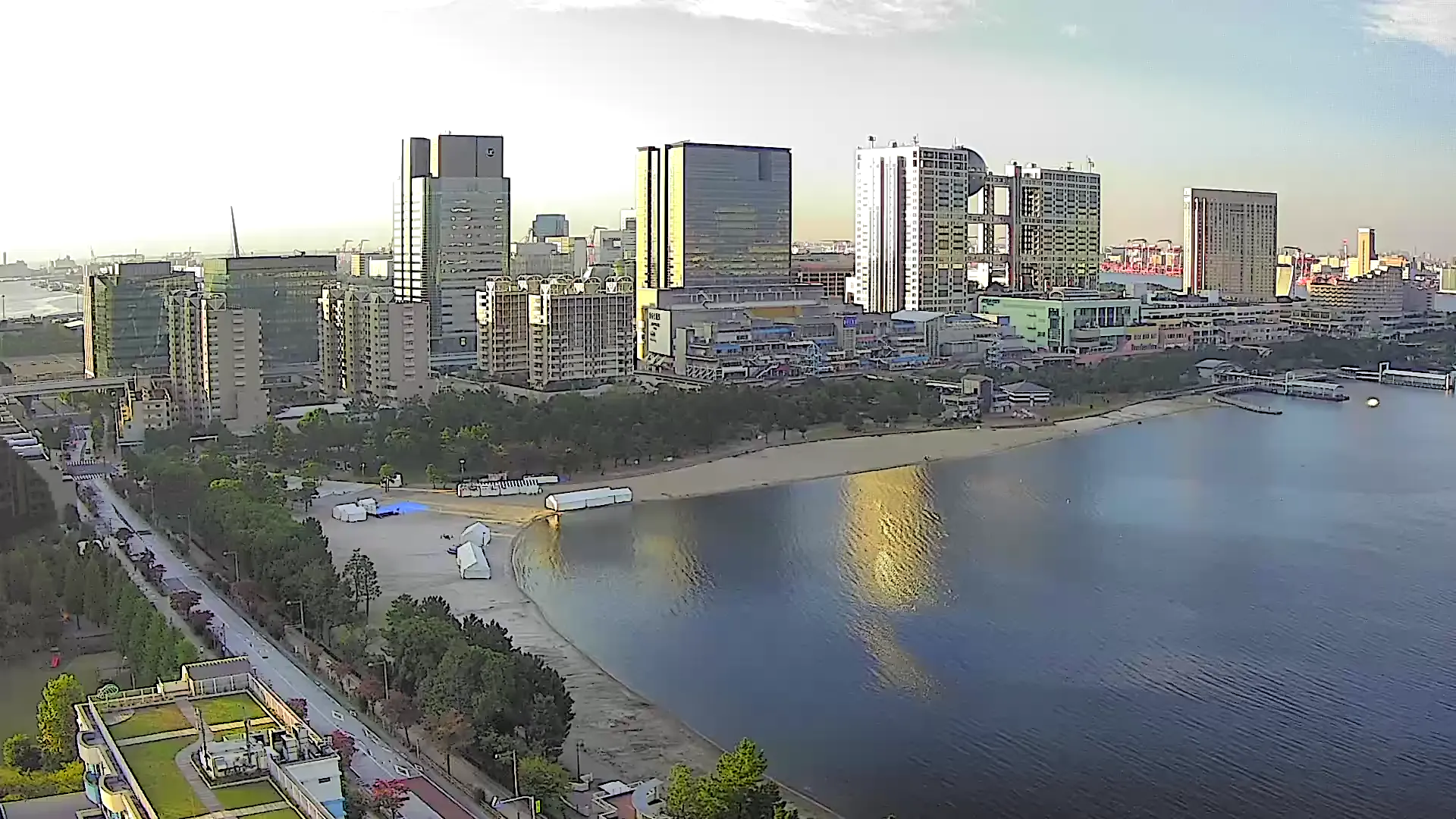 台場海濱公園(台場海灘) 即時影像 - 2026-10-12 06:28